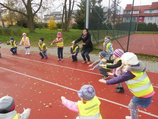 Zajęcia sportowe na Orliku